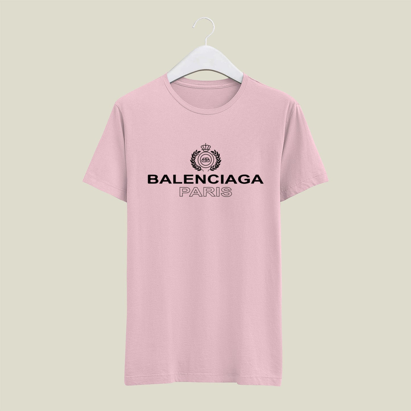 Дамска тениска Balenciaga Paris
Дамска тениска с обло деколте и свободна кройка. Тениската е изключително мека и осигурява максимален комфорт през летните дни.Тениската е изработена 100% памук
BGN 24.90