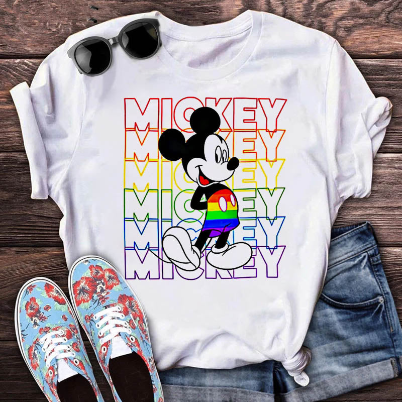 Дамска тениска Mickey Color Shorts https://satmoda.com/products/дамска-тениска-mickey-color-shorts Ефектна дамска тениска с обло деколте и свободна кройка. Осигурява максимален комфорт през летните дни.Съчетава се добре както с дънки, така и със спортен екип.