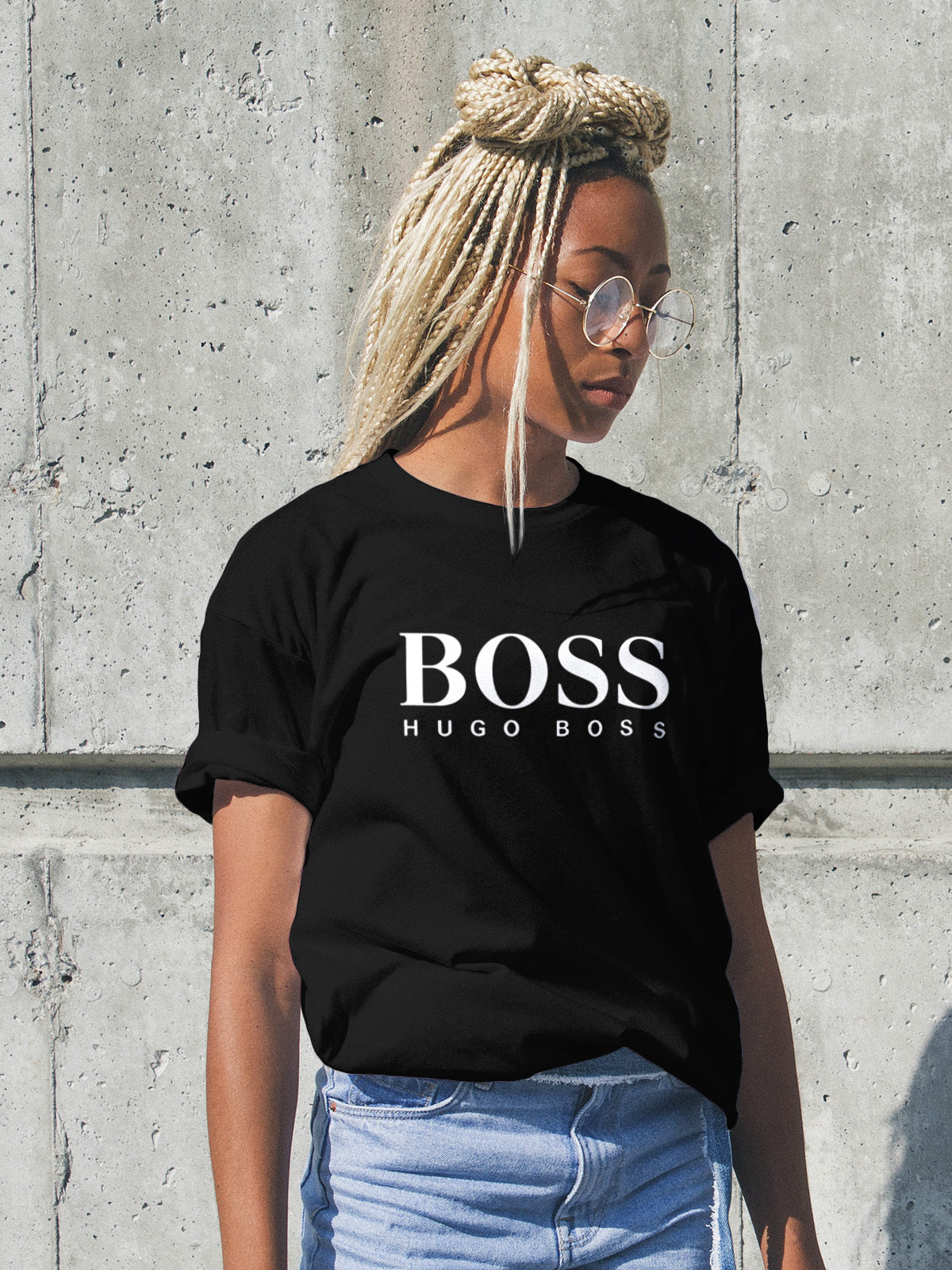 Дамска тениска Boss / SatModa.
Дамска тениска със стилен дизайн и висококачествени материали. Отличен избор за ежедневието и спорт. Подходяща за разнообразни поводи и комбинации.
BGN 24.90