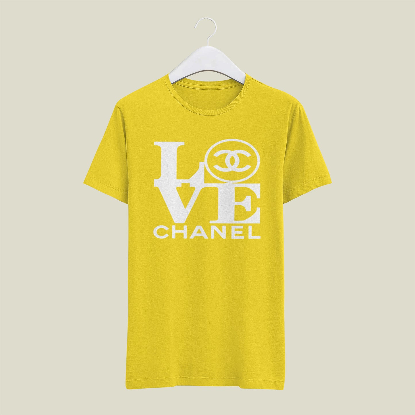 Дамска тениска Love Chanel/SatModa
Дамска тениска със стилен дизайн и висококачествени материали. Отличен избор за ежедневието и спорт. Подходяща за разнообразни поводи и комбинации.
BGN 24.90