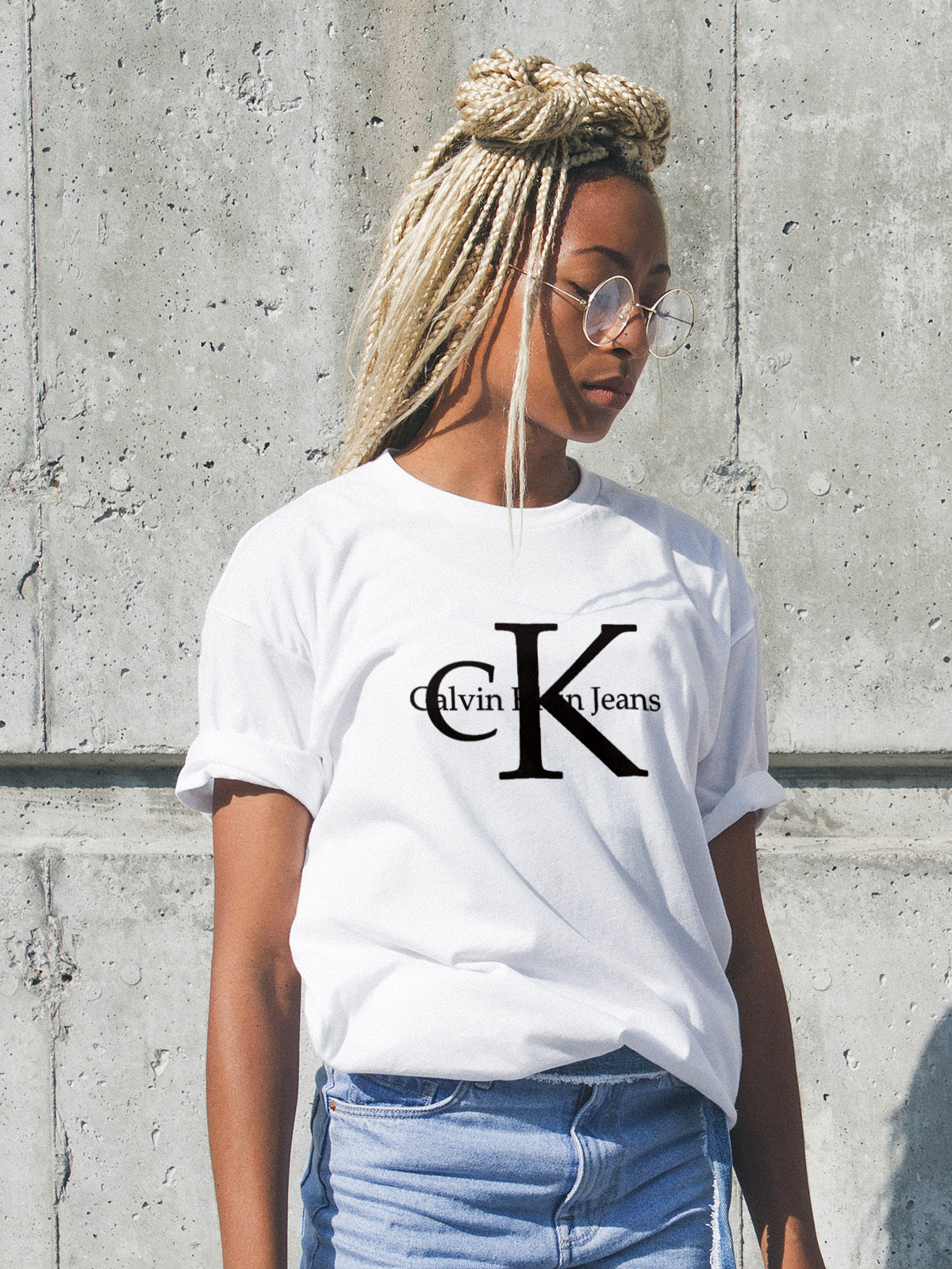 Дамска тениска cK Jeans/SatModa
Дамска тениска със стилен дизайн и висококачествени материали. Отличен избор за ежедневието и спорт. Подходяща за разнообразни поводи и комбинации.
BGN 24.90