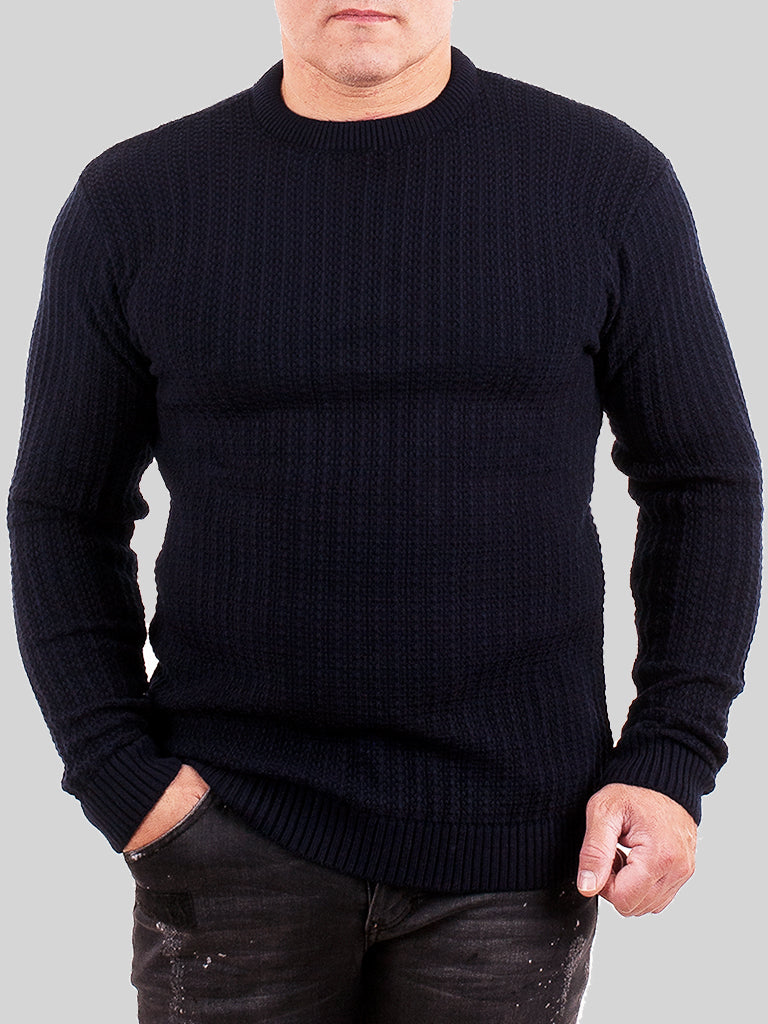 SatModa
SatModa
https://satmoda.com › products › мъжки-пуловер-visente
Мъжки пуловер Visente / SatModa
Универсален мъжки пуловер от меко и еластично плетиво. Предлага комфорт и стил през по-студените месеци. Подходящ за различни поводи и стилове.
BGN 29.99