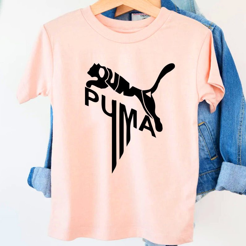 Детска тениска Puma Jump / SatModa Детска тениска със забавен принт за всяко малко приключение. Мека и дишаща, за комфорт през целия ден. BGN 23.60