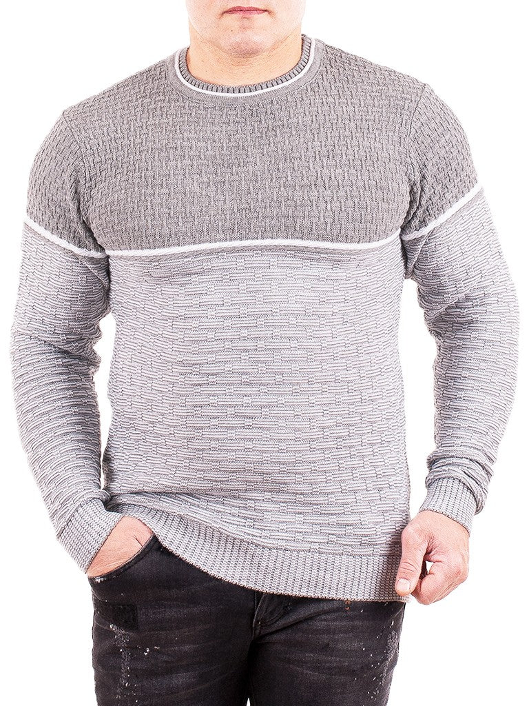 Мъжки пуловер Silver / SatModa.
Универсален мъжки пуловер от меко и еластично плетиво. Предлага комфорт и стил през по-студените месеци. Подходящ за различни поводи и стилове.
BGN 29.99
