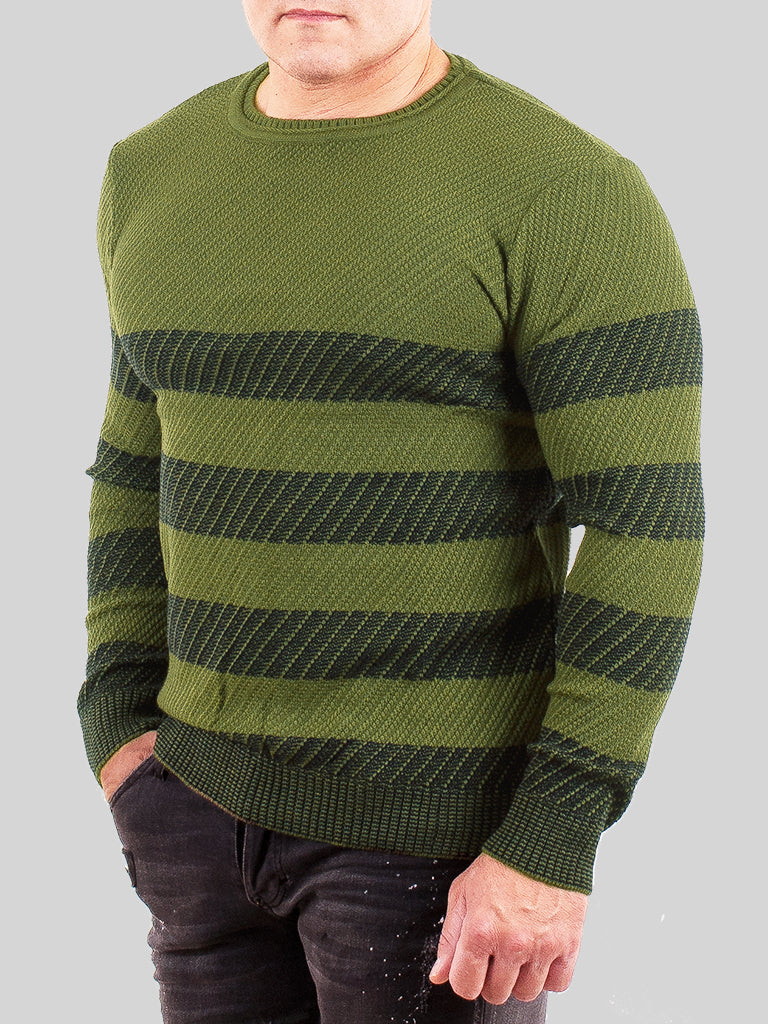 SatModa
SatModa
https://satmoda.com › products › мъжки-пуловер-green
Мъжки пуловер Green / SatModa .
Универсален мъжки пуловер от меко и еластично плетиво. Предлага комфорт и стил през по-студените месеци. Подходящ за различни поводи и стилове.
BGN 29.99