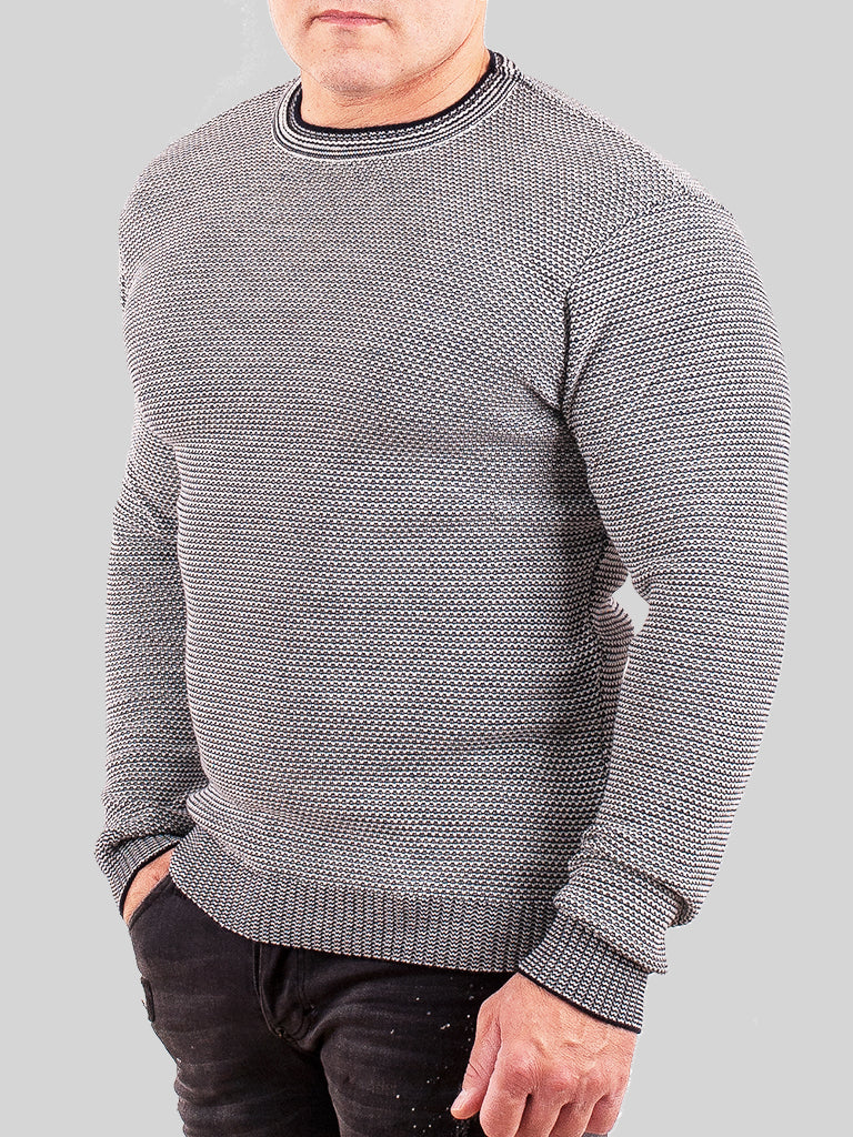 SatModa
SatModa
https://satmoda.com › products › мъжки-пуловер-grey
Мъжки пуловер Grey / SatModa .
Универсален мъжки пуловер от меко и еластично плетиво. Предлага комфорт и стил през по-студените месеци. Подходящ за различни поводи и стилове.
BGN 29.99