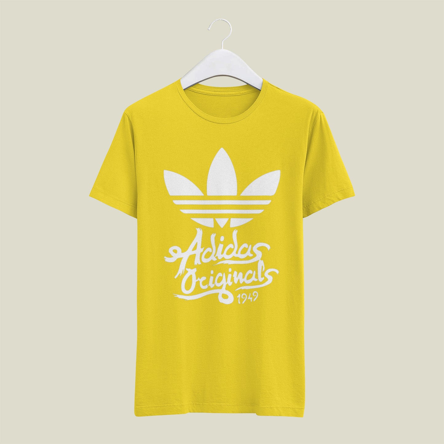 Дамска тениска Аdidas Originals
Ефектна дамска тениска с обло деколте и свободна кройка. Осигурява максимален комфорт през летните дни.Съчетава се добре както с дънки, така и със спортен екип.
BGN 24.90