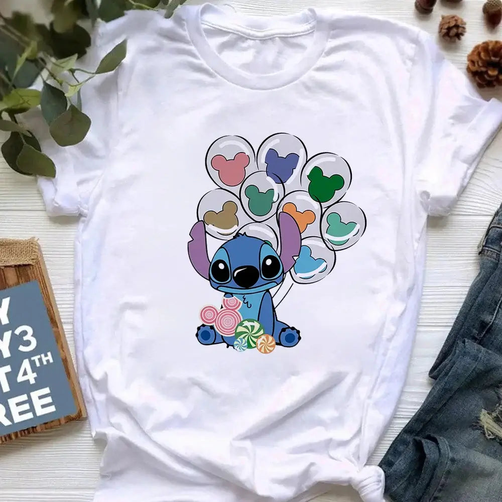Дамска тениска Sugar Stitch - SatModa https://satmoda.com/products/дамска-тениска-sugar-stitch Ефектна дамска тениска с обло деколте и свободна кройка. Осигурява максимален комфорт през летните дни.Съчетава се добре както с дънки, така и със спортен екип.