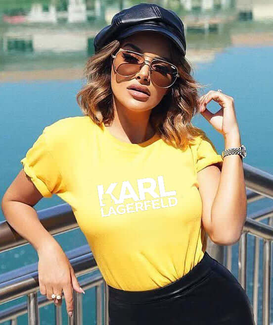 Дамска тениска Karl Lagerfeld Classic https://satmoda.com/products/модерна-дамска-тениска-karl-l-1 Модерна дамска тениска Karl Legerfeld Материя: 100% памук Съчетава се добре както с дънки, така и със спортен екип Препоръчителна температура за пране 30°