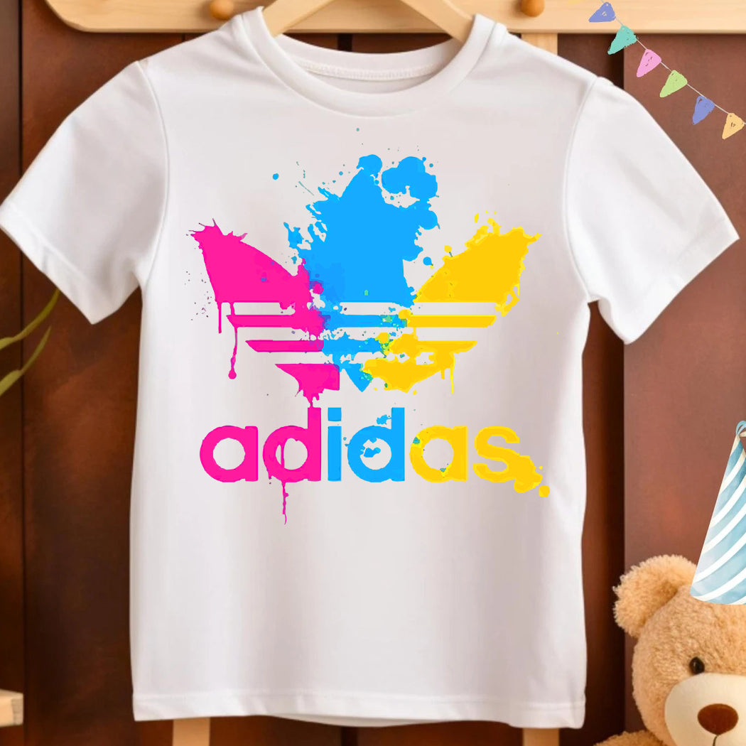 SatModa SatModa https://satmoda.com › products › детска-тениска-adidas-spot Детска тениска Adidas Spot - SatModa Детска тениска със забавен принт за всяко малко приключение. Мека и дишаща, за комфорт през целия ден. BGN 23.60