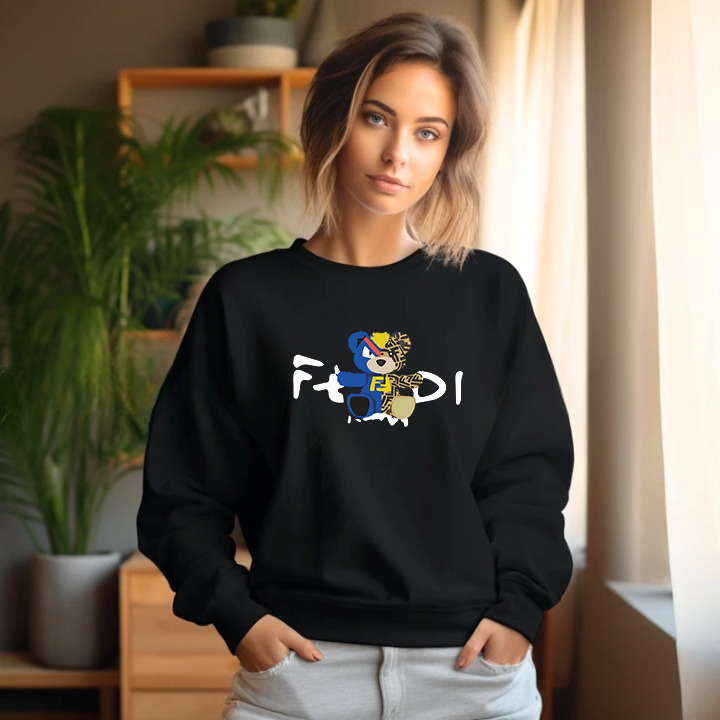 SatModa
SatModa
https://satmoda.com › products › дамска-блуза-fendi
Дамска блуза Fendi / SatModa .
Ватирана блуза с обло деколте и свободна кройка. Материята на блузата е изключително мека и приятна. Осигурява максимален комфорт и топлина през зимните дни.
BGN 37.00