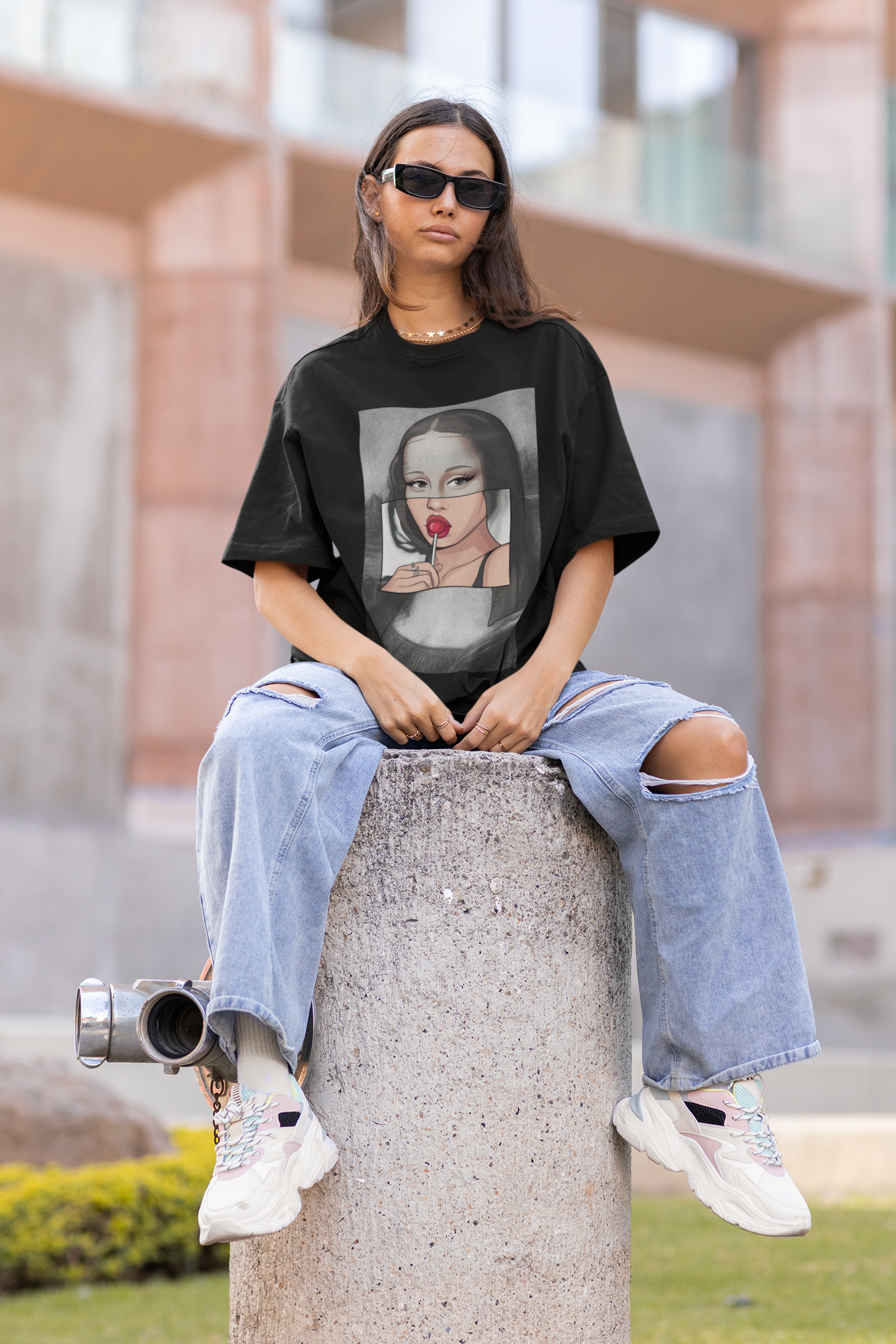 Дамска тениска Oversize Mona Candy - Черна