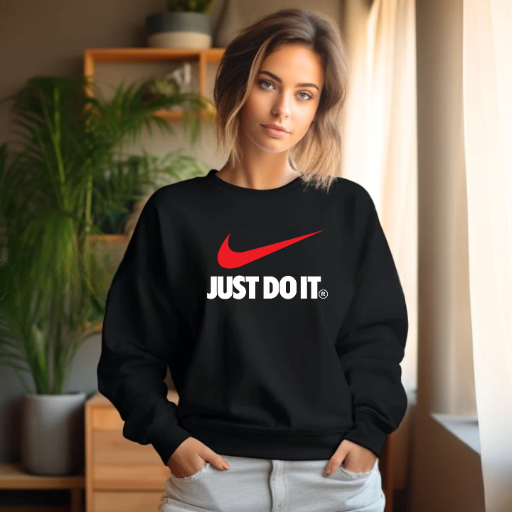 SatModa
SatModa
https://satmoda.com › products › дамска-блуза-nike
Дамска блуза Nike / SatModa .
Ватирана блуза с обло деколте и свободна кройка. Материята на блузата е изключително мека и приятна. Осигурява максимален комфорт и топлина през зимните дни.
BGN 37.00