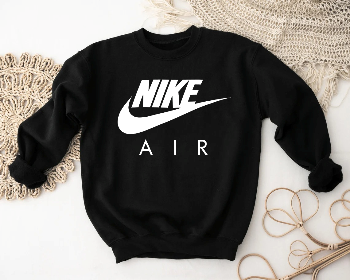 SatModa
SatModa
https://satmoda.com › products › дамска-блуза-nike-air
Дамска блуза Nike Air / SatModa
Ватирана блуза с обло деколте и свободна кройка. Материята на блузата е изключително мека и приятна. Осигурява максимален комфорт и топлина през зимните дни.
BGN 36.00