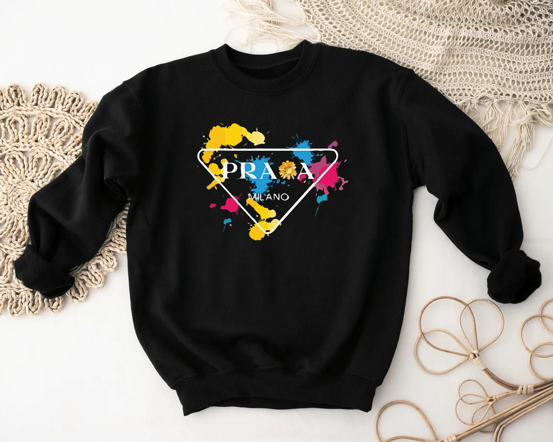 SatModa
SatModa
https://satmoda.com › products › дамска-блуза-prad-colorful
Дамска блуза Prad Colorful / SatModa
Ватирана блуза с обло деколте и свободна кройка. Материята на блузата е изключително мека и приятна. Осигурява максимален комфорт и топлина през зимните дни.
BGN 36.00