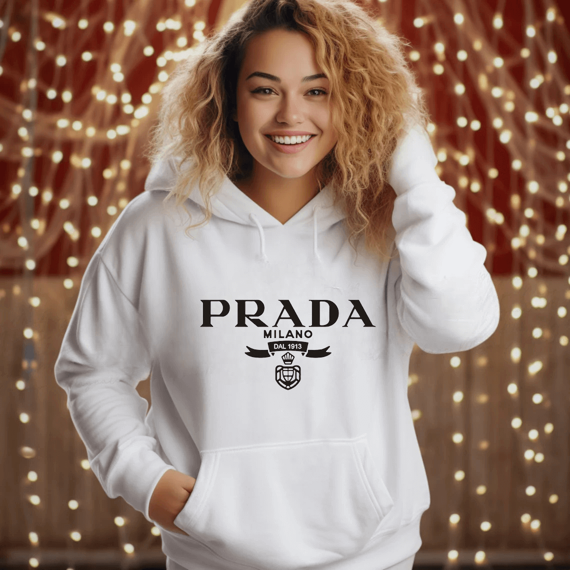 SatModa
SatModa
https://satmoda.com › products › дамски-суичър-prada-milano
Дамски суитчър Prada Milano / SatModa
Ефектен дамски суичър с качулка и връзки.Материята на суичъра е изключително мека и приятна.Осигурява максимален комфорт и топлина през зимните дни.Памучна вата
BGN 45.00