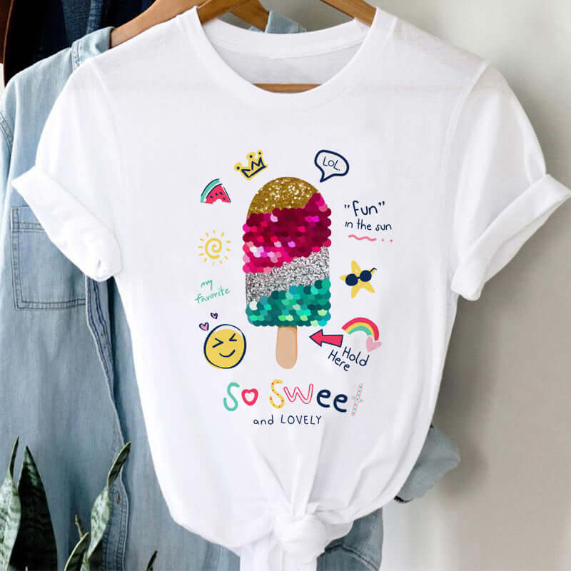 Дамска тениска Sweet & Lovely - SatModa https://satmoda.com/products/дамска-тениска-sweet-lovely Ефектна дамска тениска с обло деколте и свободна кройка. Осигурява максимален комфорт през летните дни.Съчетава се добре както с дънки, така и със спортен екип.