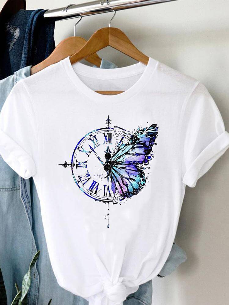 Дамска тениска Time Fly - SatModa https://satmoda.com/products/дамска-тениска-time-fly Открийте Дамската тениска Time Fly – перфектната комбинация от стил и удобство за вашето ежедневие. Заложете на качество и мода сега!