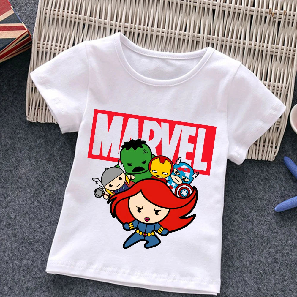 Детска тениска Avengers - SatModa. https://satmoda.com/products/детска-тениска-avengers Детска тениска със забавен принт за всяко малко приключение. Мека и дишаща, за комфорт през целия ден.