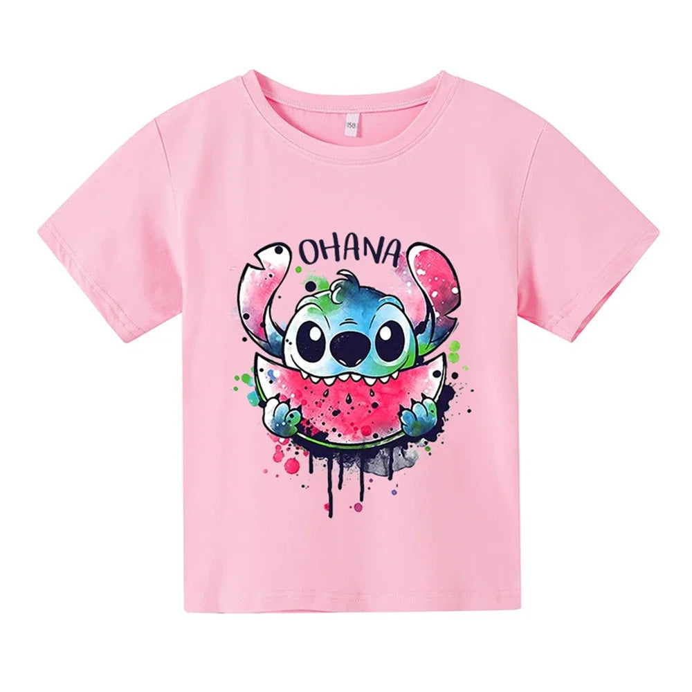Детска тениска Ohana - SatModa. https://satmoda.com/products/детска-тениска-ohana Детска тениска със забавен принт за всяко малко приключение. Мека и дишаща, за комфорт през целия ден.