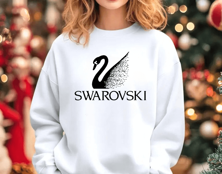 SatModa
SatModa
https://satmoda.com › products › дамска-блуза-swarovsky
Дамска блуза Swarovsky / SatModa
Ватирана блуза с обло деколте и свободна кройка. Материята на блузата е изключително мека и приятна. Осигурява максимален комфорт и топлина през зимните дни.
BGN 37.00