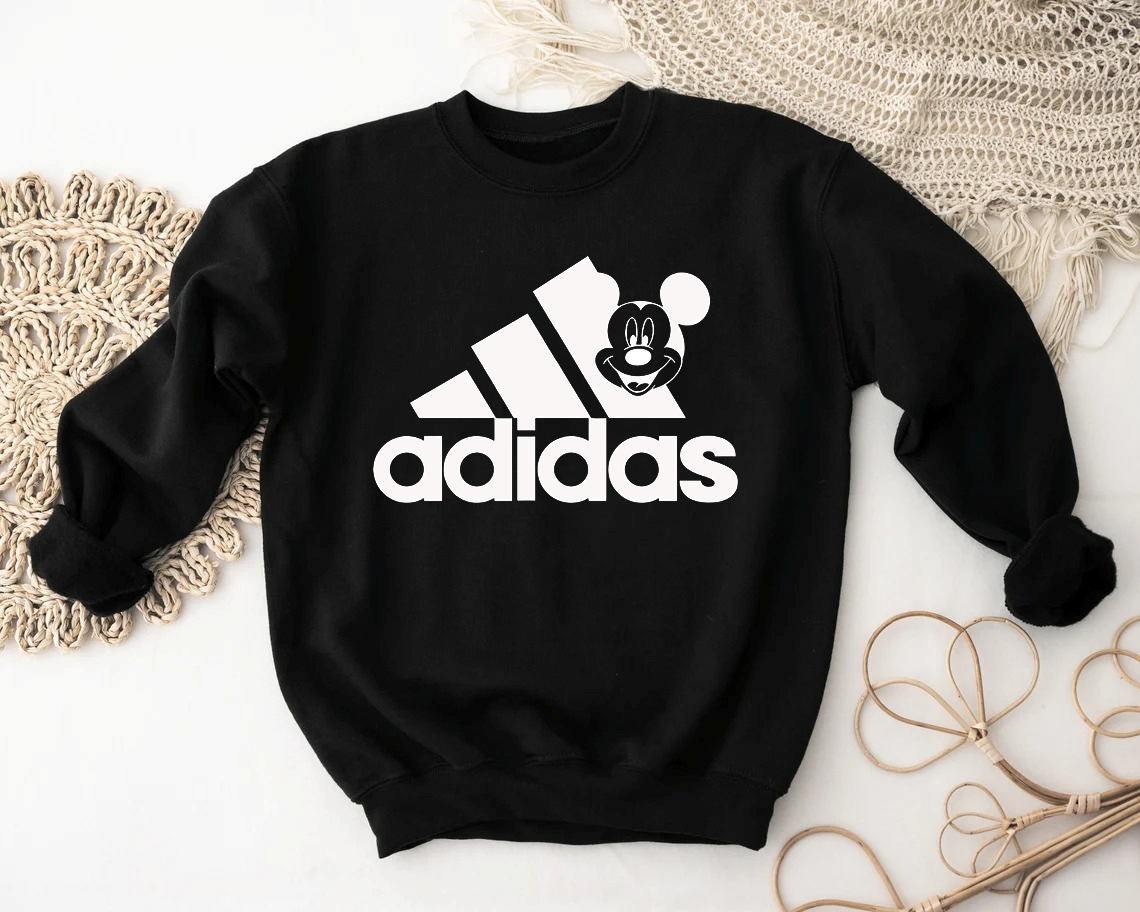 SatModa
https://satmoda.com › products › дамска-блуза-adidas-mickey
Дамска блуза Adidas Mickey/SatModa
Ватирана блуза с обло деколте и свободна кройка. Материята на блузата е изключително мека и приятна. Осигурява максимален комфорт и топлина през зимните дни.
BGN 36.00