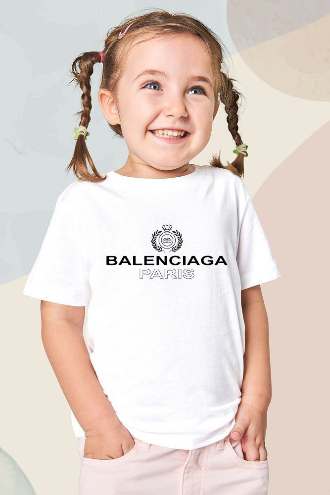 Детска тениска Balenciaga - SatModa
Детска тениска със забавен принт за всяко малко приключение. Мека и дишаща, за комфорт през целия ден.
BGN 23.90
