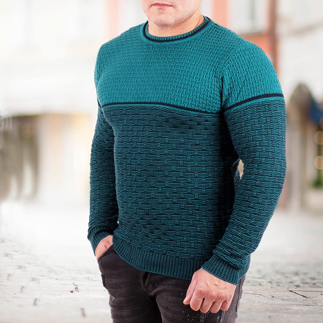 Мъжки пуловер Jaro / SatModa.
Универсален мъжки пуловер от меко и еластично плетиво. Предлага комфорт и стил през по-студените месеци. Подходящ за различни поводи и стилове.
BGN 29.99