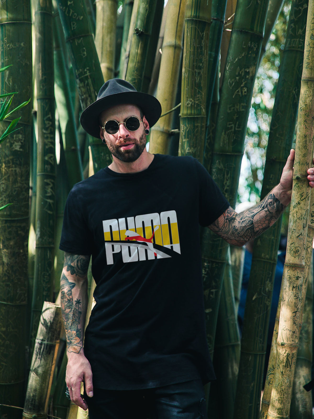 Мъжка тениска Puma Black/SatModa
Модерна мъжка тениска с обло деколте и свободна кройка. Материята на тениската е изключително мека и осигурява максимален комфорт през летните дни. Съчетава...