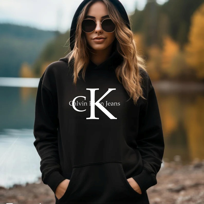 SatModa
SatModa
https://satmoda.com › products › дамски-суичър-ck-white
Дамски суитчър cK White / SatModa
Ефектен дамски суичър с качулка и връзки.Материята на суичъра е изключително мека и приятна.Осигурява максимален комфорт и топлина през зимните дни.Памучна вата
BGN 45.00