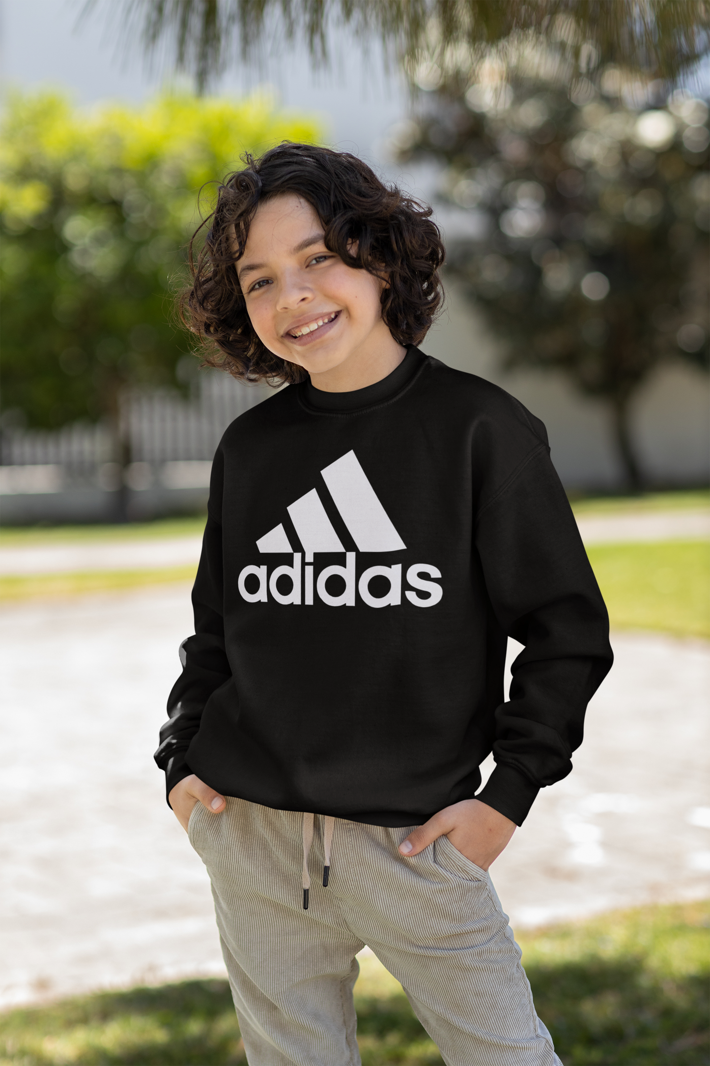 Детска Ватирана Блуза | Мека и Топла | Adidas | SatModa
Детска ватирана блуза - идеалният избор за всяко време! Лека, но топла, за есен и зима. Предлага се в разнообразие от цветове и размери за момчета и момичета. П…
BGN 37.90