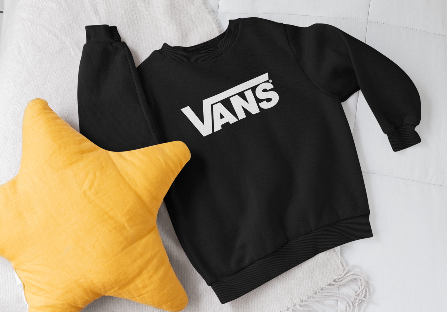 Детска Ватирана Блуза | Мека и Топла | Vans | SatModa
Детска ватирана блуза - идеалният избор за всяко време! Лека, но топла, за есен и зима. Предлага се в разнообразие от цветове и размери за момчета и момичета. П…
BGN 37.90