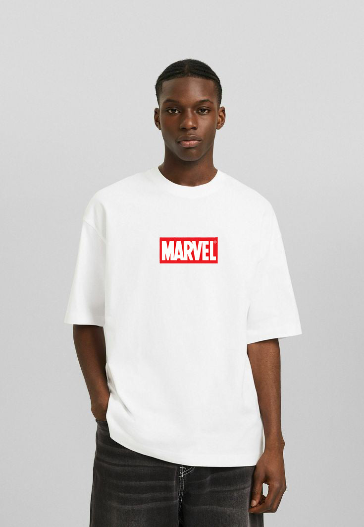 Мъжка тениска Oversize Marlvel
Тениска с обло деколте и свободна кройка. Материята на тениската е изключително мека и осигурява максимален комфорт през летните дни. Съчетава се добре с елеган…
BGN 36.90