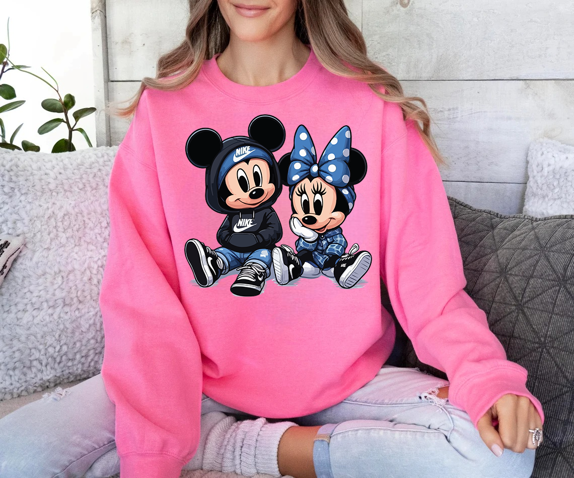 SatModa
SatModa
https://satmoda.com › products › дамска-блуза-mickey-cool
Дамска блуза Mickey Cool/SatModa.
Ватирана блуза с обло деколте и свободна кройка. Материята на блузата е изключително мека и приятна. Осигурява максимален комфорт и топлина през зимните дни.
BGN 36.00