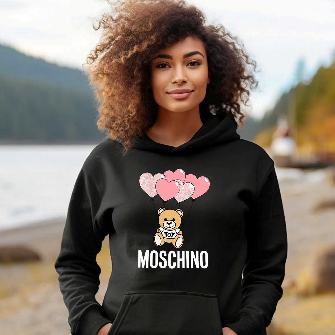 SatModa
SatModa
https://satmoda.com › products › дамски-суичър-moschino-balloons
Дамски суитчър Moschino Balloons - SatModa
Ефектен дамски суичър с качулка и връзки.Материята на суичъра е изключително мека и приятна.Осигурява максимален комфорт и топлина през зимните дни.Памучна вата
BGN 45.00