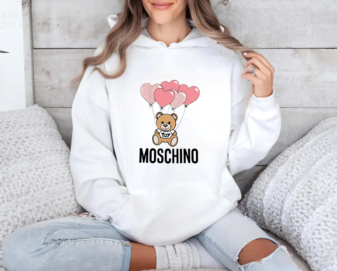 SatModa
SatModa
https://satmoda.com › products › дамски-суичър-moschino-balloons
Дамски суитчър Moschino Balloons - SatModa
Ефектен дамски суичър с качулка и връзки.Материята на суичъра е изключително мека и приятна.Осигурява максимален комфорт и топлина през зимните дни.Памучна вата
BGN 45.00