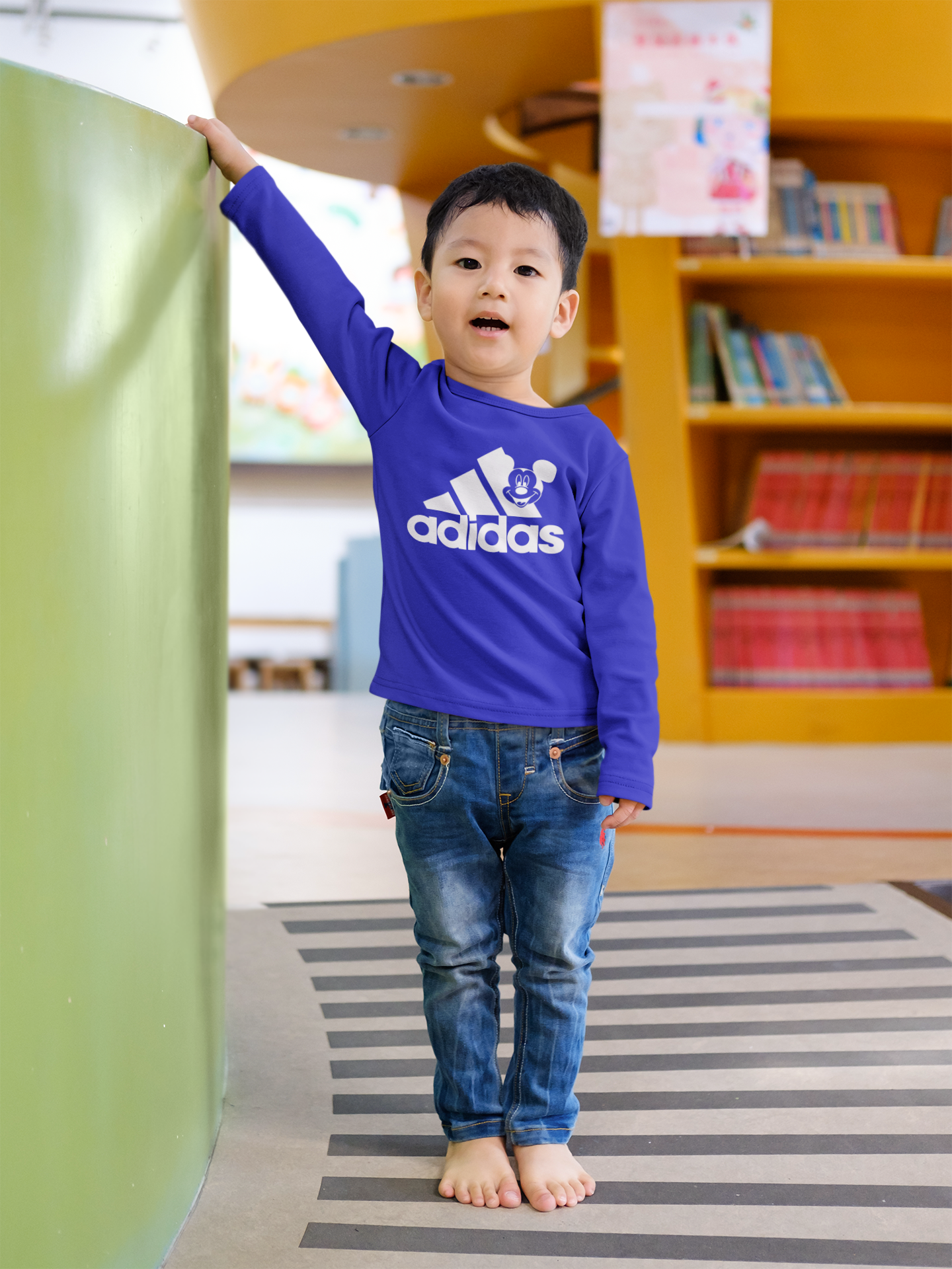 Детска блуза Adidas Mickey / SatModa
Мека памучна блуза за деца, идеална за всекидневна употреба. Дишаща, хипоалергенна и удобна. Доставка в цялата страна. Размери 3-12 г. Пастелни цветове.
BGN 26.60