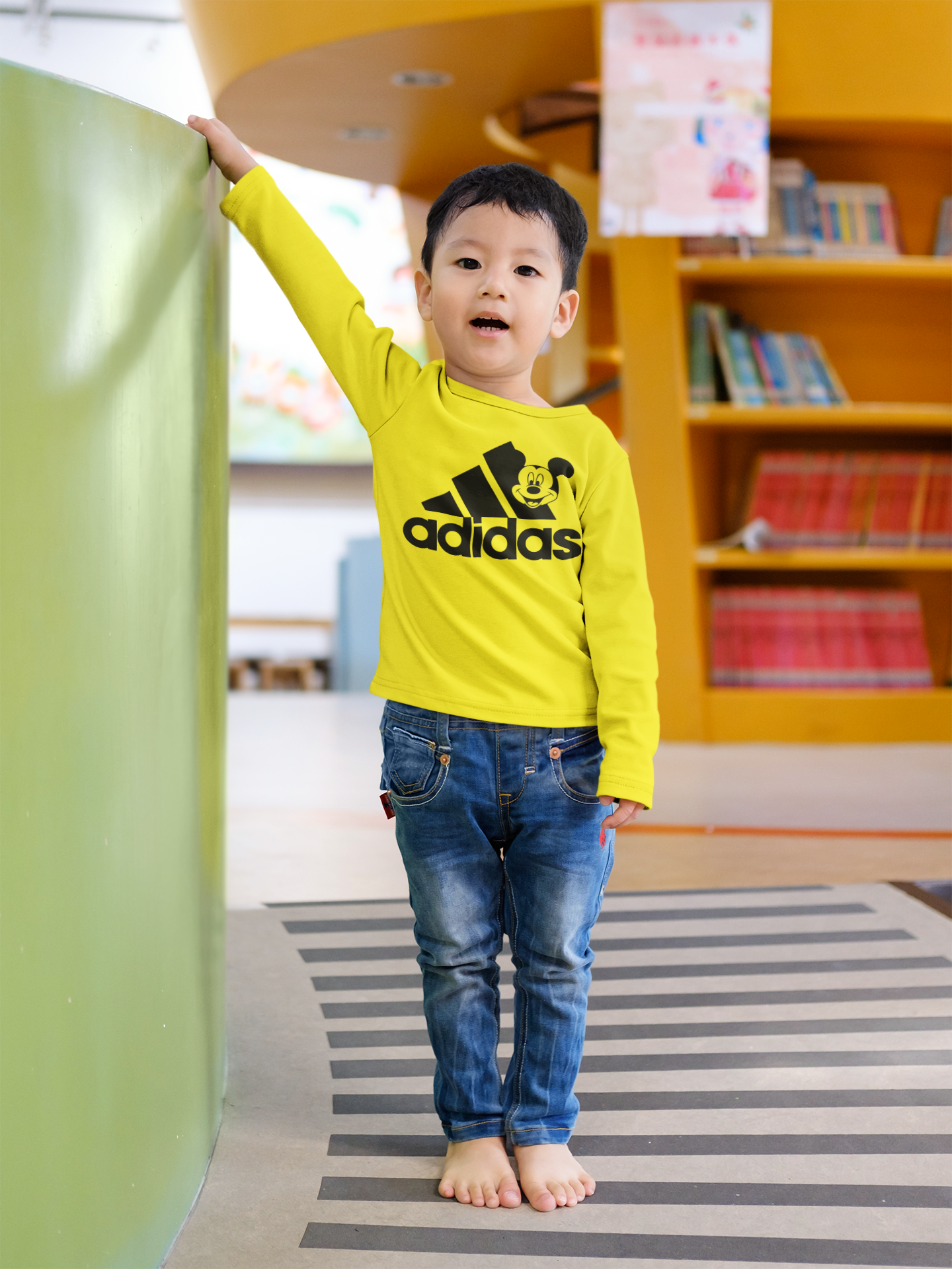Детска блуза Adidas Mickey / SatModa
Мека памучна блуза за деца, идеална за всекидневна употреба. Дишаща, хипоалергенна и удобна. Доставка в цялата страна. Размери 3-12 г. Пастелни цветове.
BGN 26.60