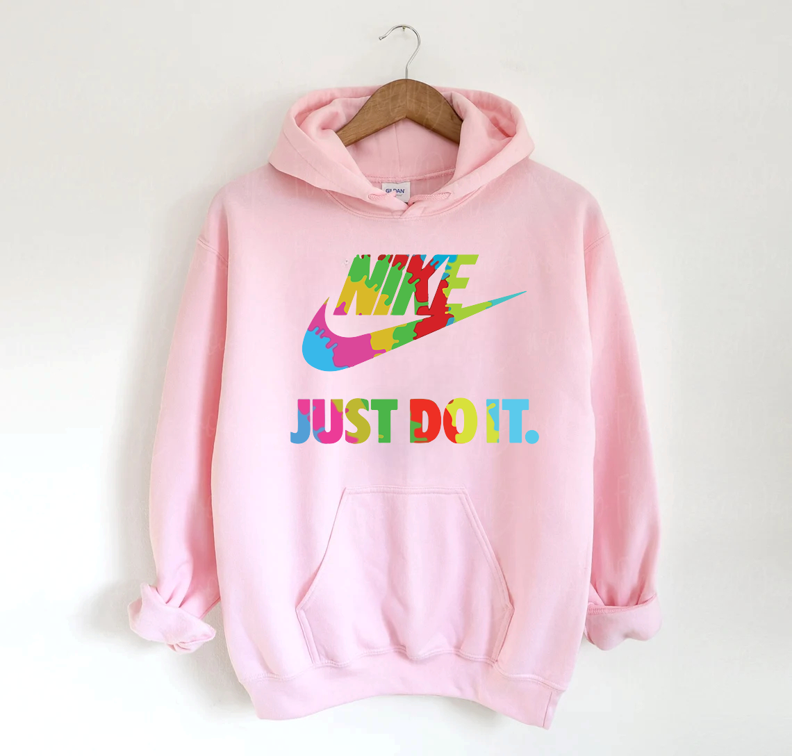 SatModa
SatModa
https://satmoda.com › products › дамски-суичър-colorful-nike
Дамски суитчър Colorful Nike - SatModa
Ефектен дамски суичър с качулка и връзки.Материята на суичъра е изключително мека и приятна.Осигурява максимален комфорт и топлина през зимните дни.Памучна вата
BGN 45.00
