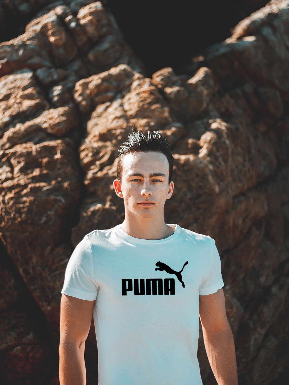 Мъжка тениска Puma Classic / SatModa
Модерна мъжка тениска с обло деколте и свободна кройка. Материята на тениската е изключително мека и осигурява максимален комфорт през летните дни. Съчетава...