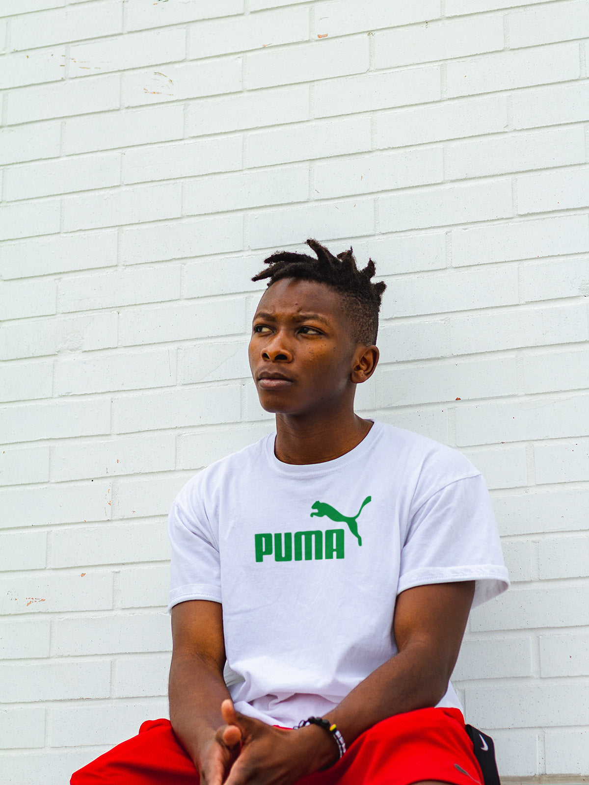 Мъжка тениска Puma Green / SatModa
Модерна мъжка тениска с обло деколте и свободна кройка. Материята на тениската е изключително мека и осигурява максимален комфорт през летните дни. Съчетава...