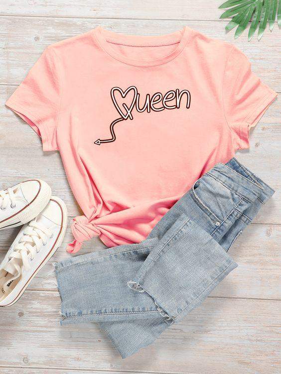 Дамска тениска Heart Queen https://satmoda.com/products/дамска-тениска-heart-queen модерна-дамска-тениска Ефектна дамска тениска с щампаМатерия: 100% памукСъчетава се добре както с дънки, така и със спортен екипПрепоръчителна температура за пране 30°