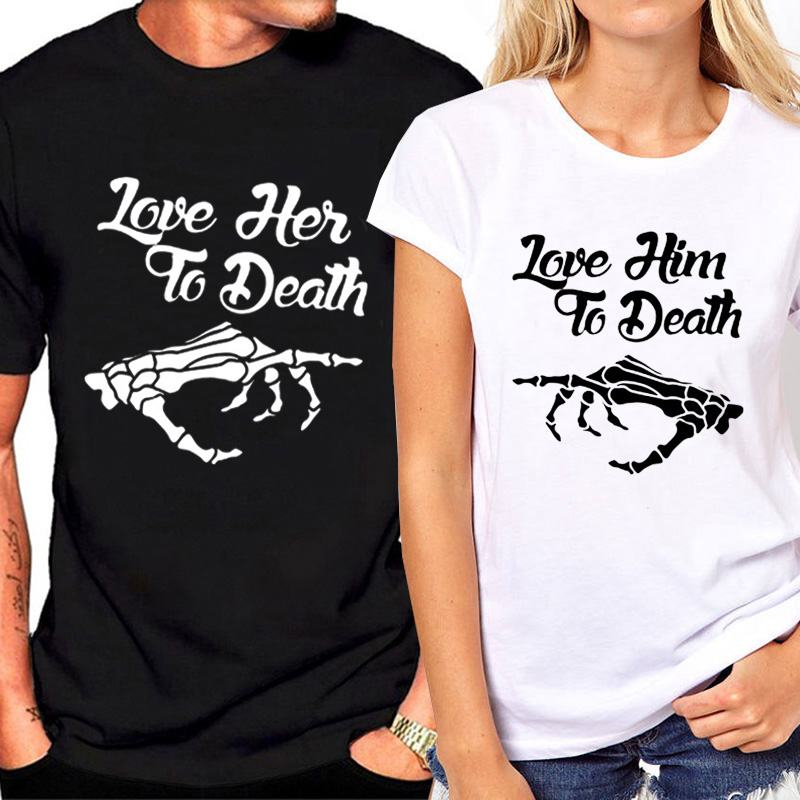 Тениски за двойки Love to death https://satmoda.com/products/тениски-за-двойки-love-to-death Тениски с обло деколте и свободна кройка. Материята на тениските е изключително мека и осигурява максимален комфорт през летните дни.100% памук