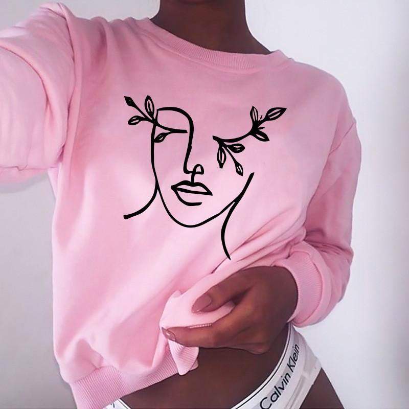 Дамска блуза Face of leaves https://satmoda.com/products/дамска-блуза-face-of-leaves Модерна дамска блуза с надписБлуза с обло деколте и свободна кройка. Материята на блузата е изключително мека и приятна. Осигурява максимален комфорт и топлина през зимните дни.100% памук