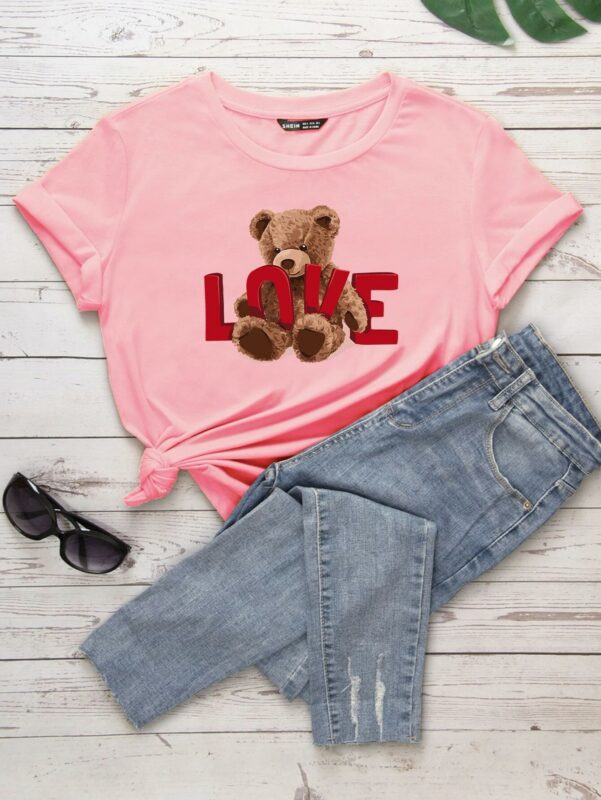 Дамска тениска Bearly love dtg https://satmoda.com/products/дамска-тениска-bearly-love-valentines Дамска тениска с обло деколте и свободна кройка.Тениската е изключително мека и осигурява максимален комфорт през летните дни.Тениската е изработена 100% памук