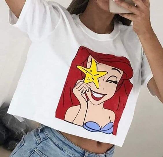 Кроп Топ Ariel Star - SatModa... https://satmoda.com/products/copy-of-кроп-топ-new-york Кроп Топ тениска с обло деколте и свободна кройка. Материята на тениските е изключително мека и осигурява максимален комфорт през летните дни. 100% памук.