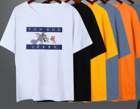 Дамска тениска Tom and Jerry Hilfiger https://satmoda.com/products/дамска-тениска-tom-and-jerry-hilfiger Ефектна дамска тениска с обло деколте и свободна кройка.Осигурява максимален комфорт през летните дни.Материя: 100% памук.Препоръчителна температура за пране 30°