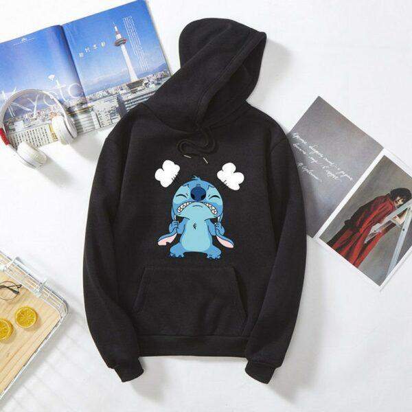 Дамски суичър Angry Stitch https://satmoda.com/products/дамски-суичър-angry-stitch Ефектен дамски суичър с качулка с връзкиМатерията на блузата е изключително мека и приятна. Осигурява максимален комфорт и топлина през зимните дни100% Памук