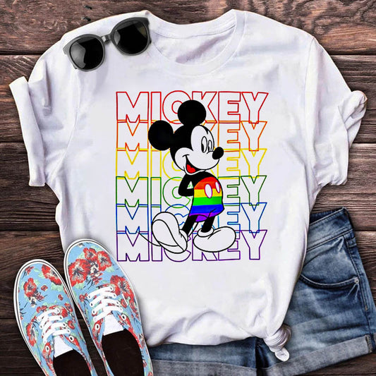 Дамска тениска Mickey Color Shorts  https://satmoda.com/products/дамска-тениска-mickey-color-shorts  Ефектна дамска тениска с обло деколте и свободна кройка. Осигурява максимален комфорт през летните дни.Съчетава се добре както с дънки, така и със спортен екип.