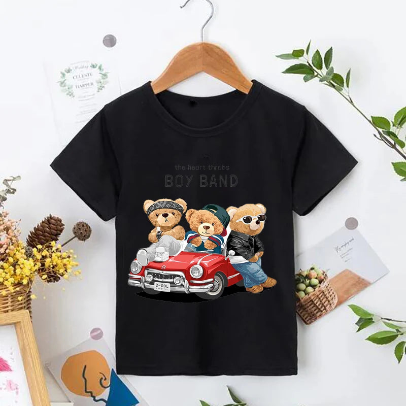 Детска тениска Boy Band - SatModa  https://satmoda.com/products/детска-тениска-boy-band  Детска тениска със забавен принт за всяко малко приключение. Мека и дишаща, за комфорт през целия ден.